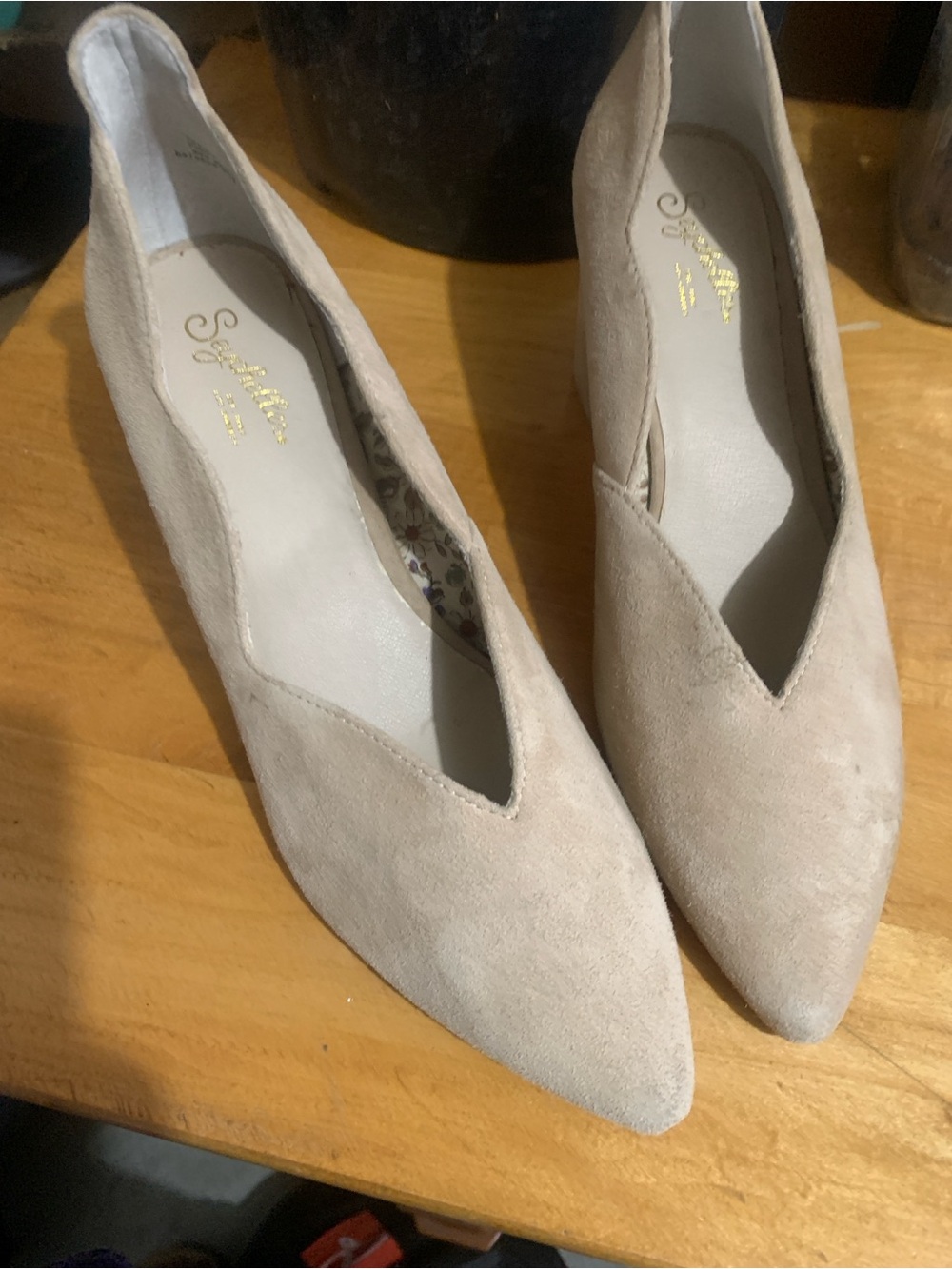 Seychelles Pointed Suede Pumps in Light Beige